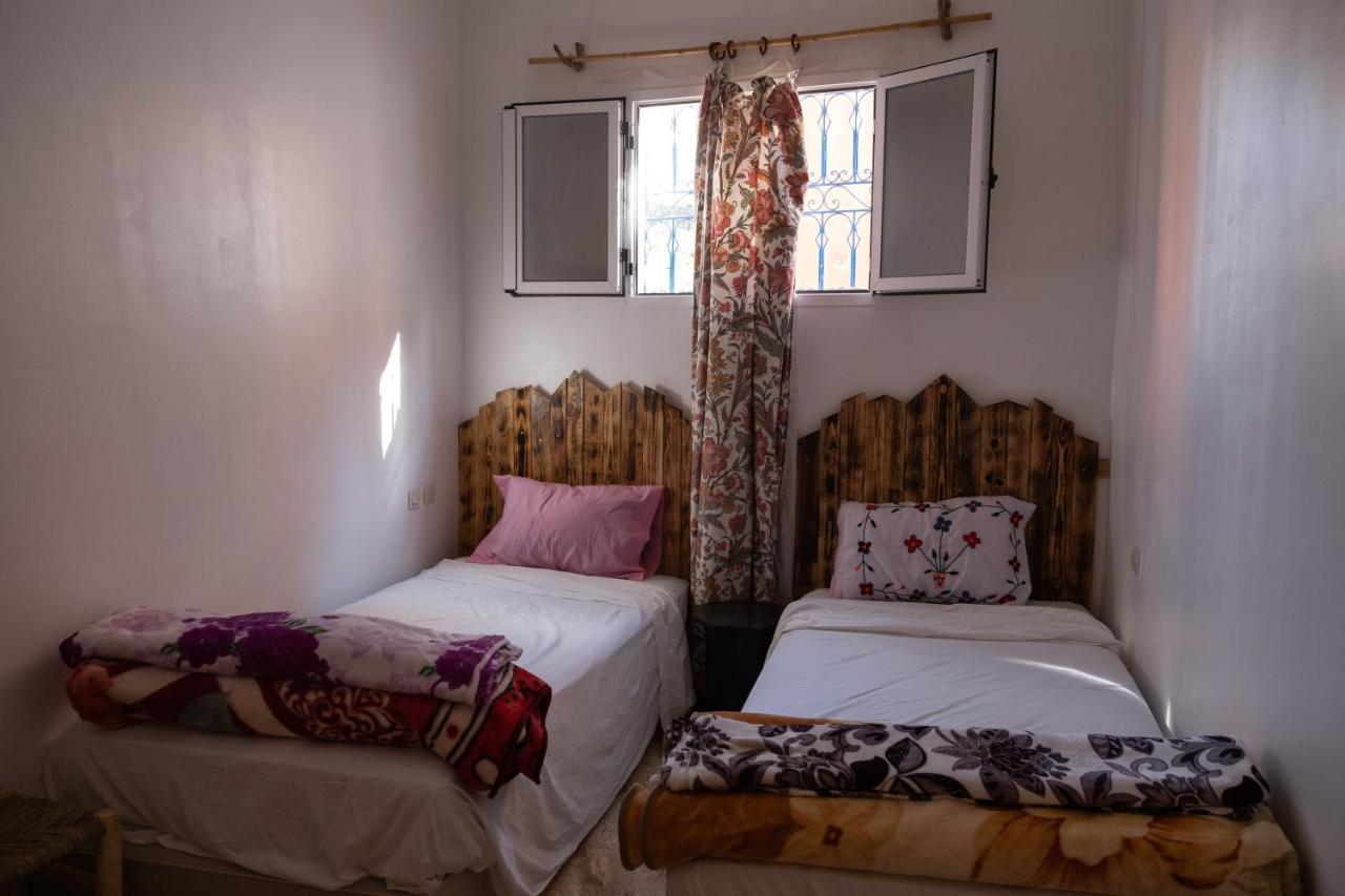 Agachill Surf House Bed & Breakfast Tamraght ภายนอก รูปภาพ