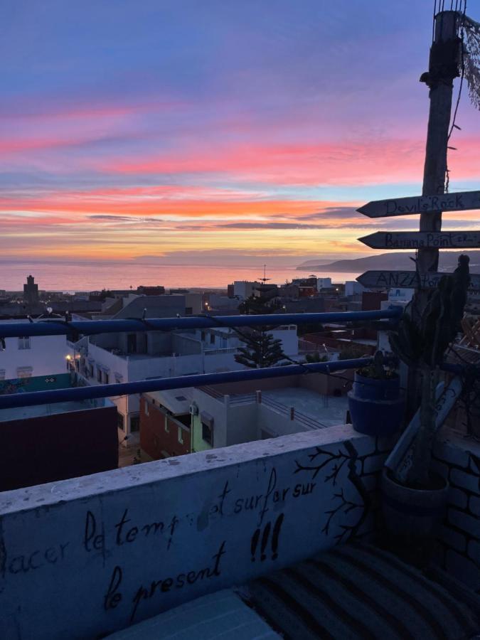 Agachill Surf House Bed & Breakfast Tamraght ภายนอก รูปภาพ